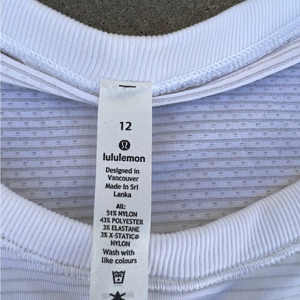 Lululemon white tank - Picture 2 of 4